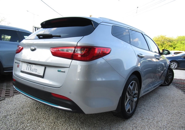 Kia Optima cena 89888 przebieg: 58250, rok produkcji 2019 z Darłowo małe 781